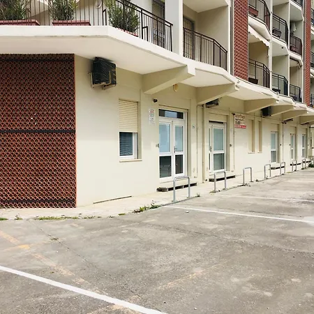 Semesterbostad Palme Llido Degli Estensi