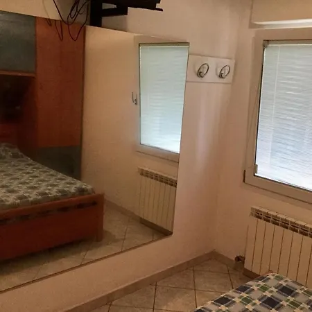 Palme Semesterbostad Llido Degli Estensi